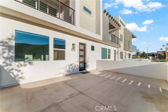 Valencia, CA 91381,26729 Laurel Mountain LOOP