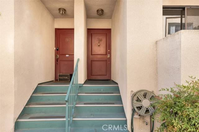 Granada Hills, CA 91344,17221 Chatsworth ST 104