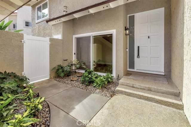 Newport Beach, CA 92660,2773 Vista Umbrosa