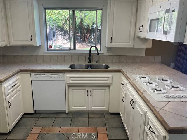 Redlands, CA 92373,129 Sunridge