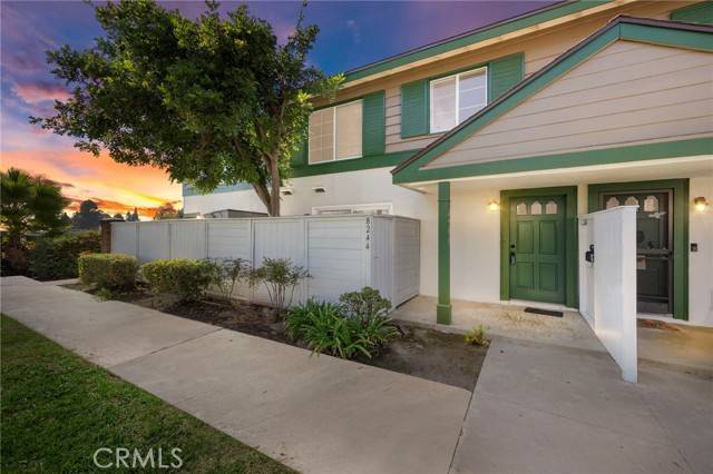 Buena Park, CA 90621,8244 Henderson GR