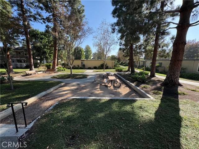 Laguna Woods, CA 92637,207 Avenida Majorca C