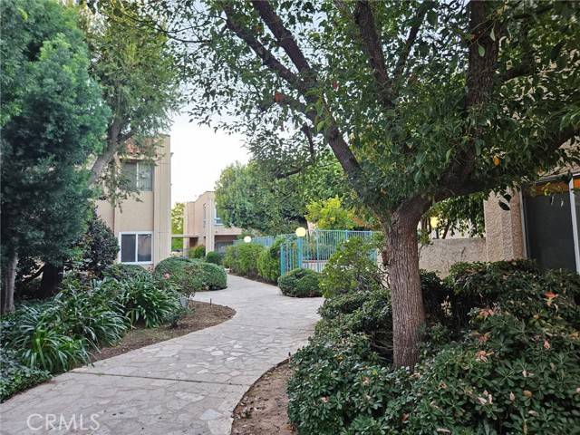 Tarzana, CA 91356,18307 Burbank BLD 41