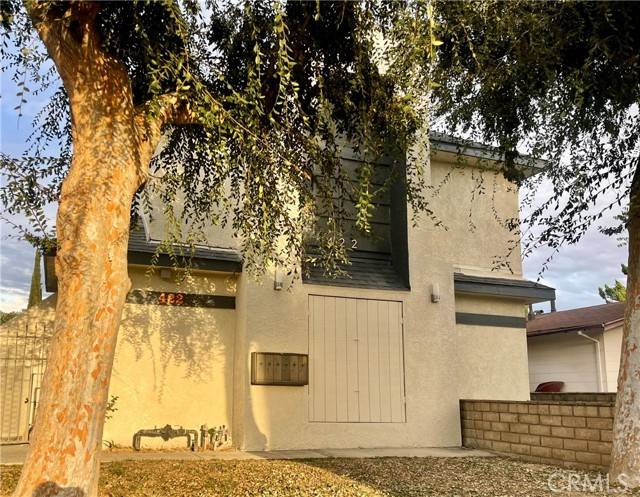 Alhambra, CA 91801,422 N 3rd ST B