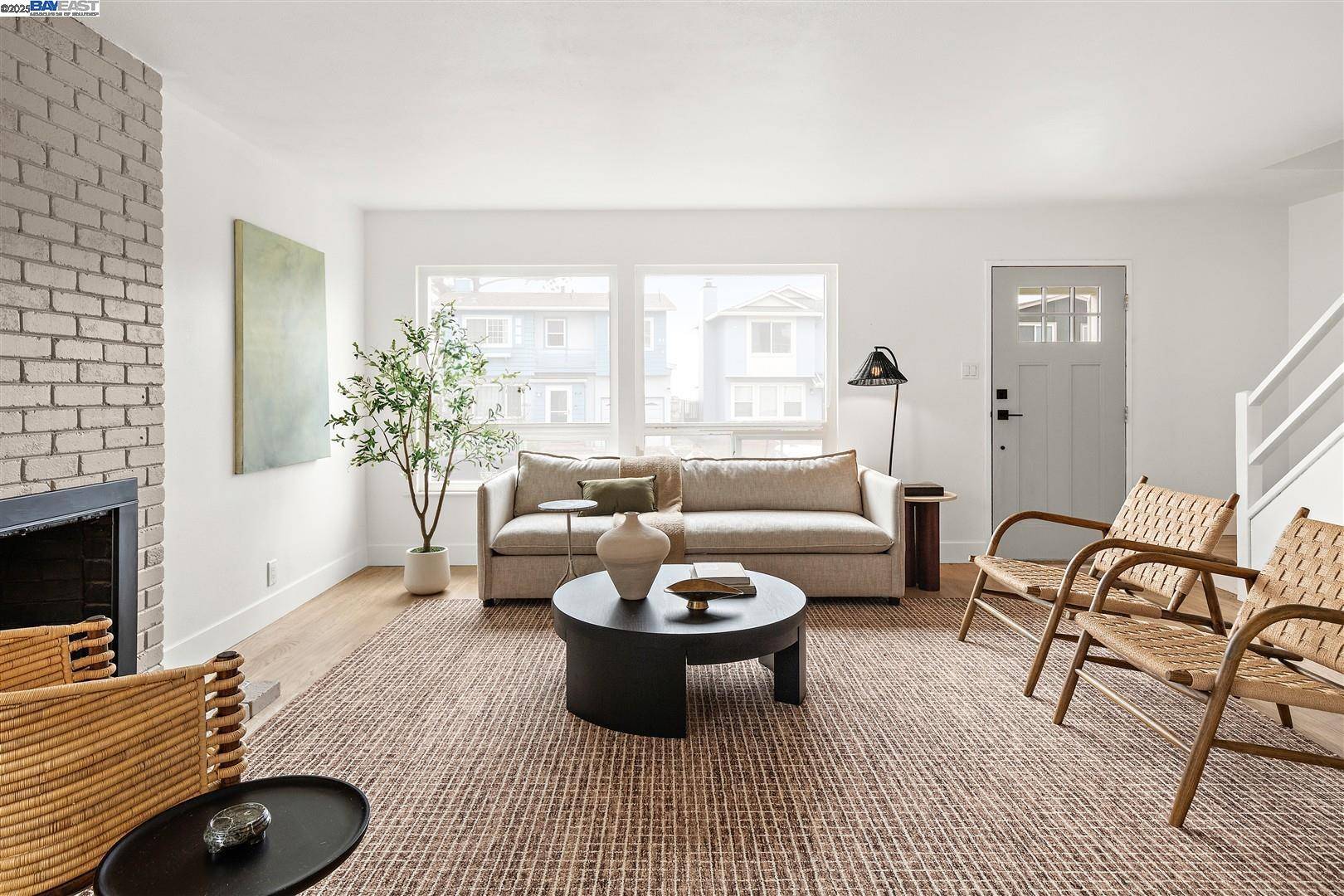 Pacifica, CA 94044,121 Beachview Ave