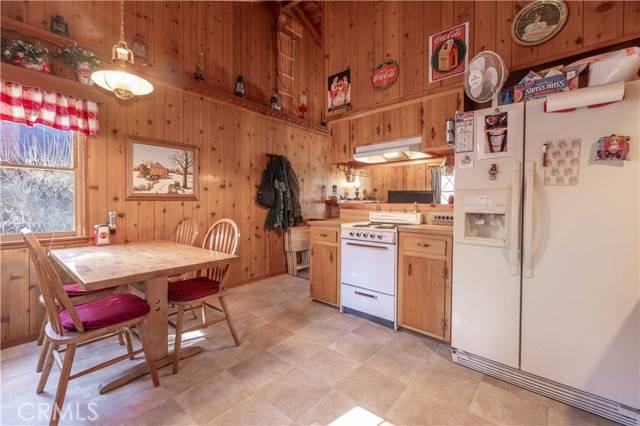 Big Bear City, CA 92314,416 W Mojave