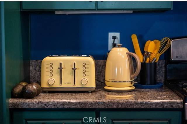 Lake Arrowhead, CA 92352,1253 Golden Rule