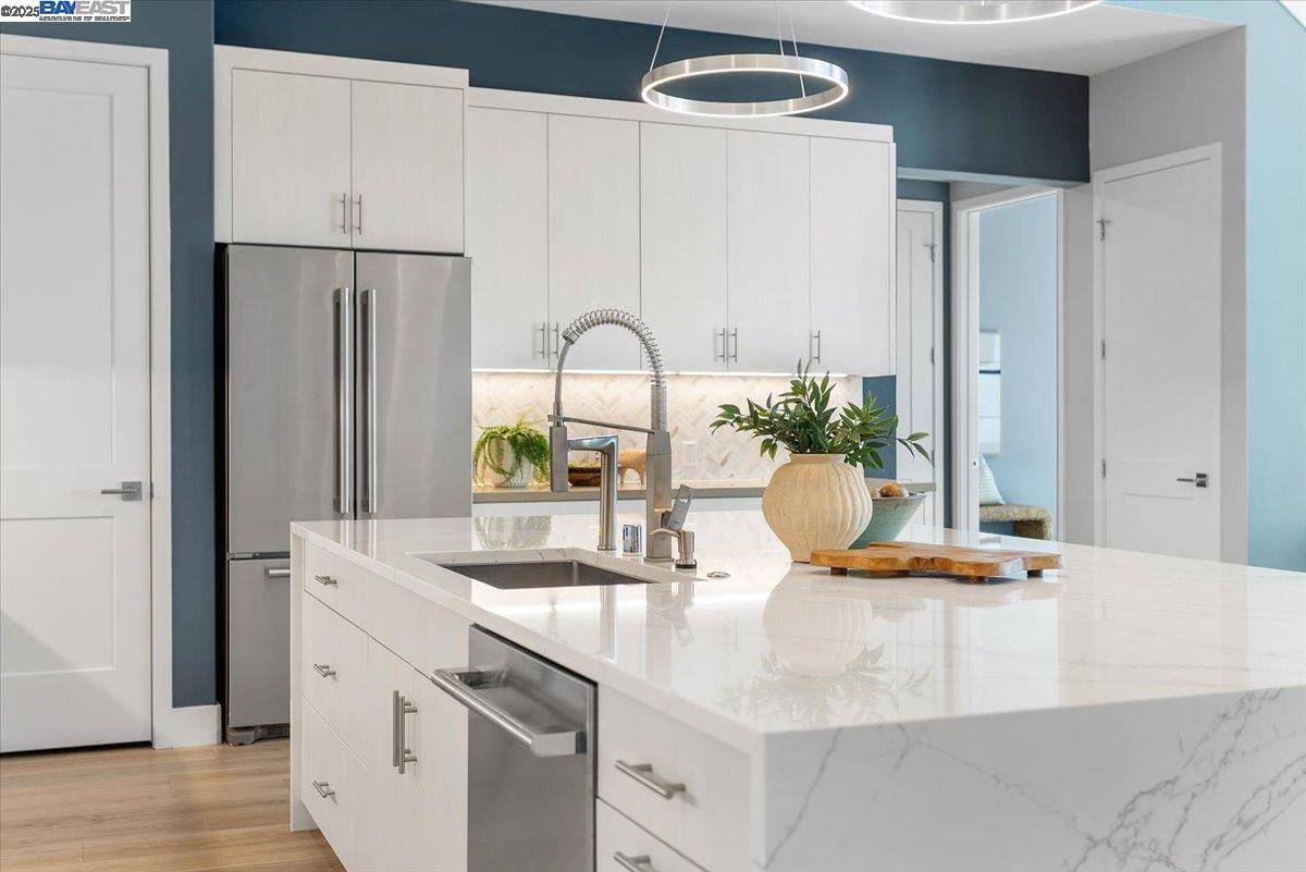 Fremont, CA 94539,2250 Kilowatt Way 409