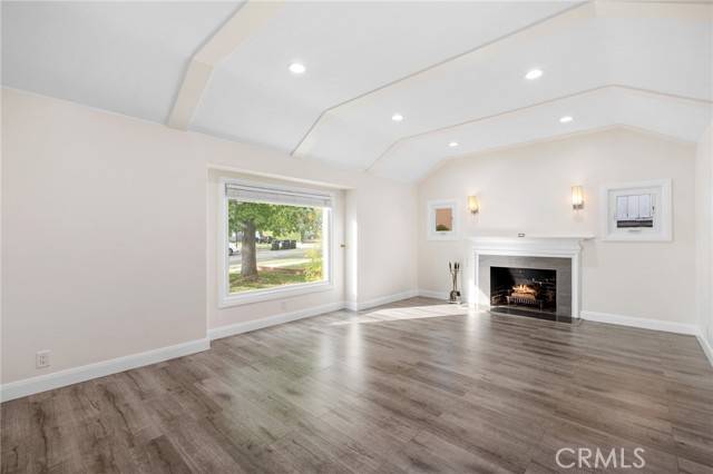 Glendale, CA 91202,1250 Bruce