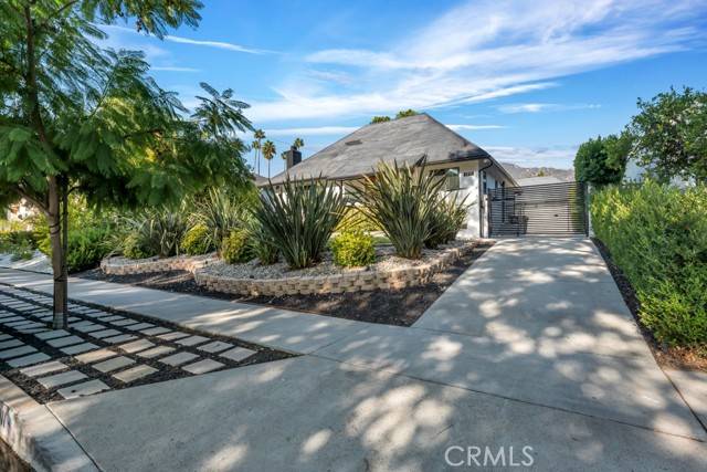 Glendale, CA 91201,1911 W Kenneth Rd