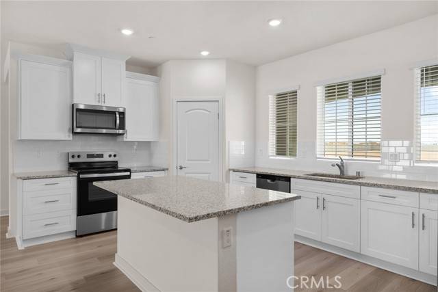 Apple Valley, CA 92307,14892 White Sage