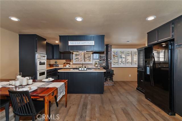 Fawnskin, CA 92333,29 Lakeview