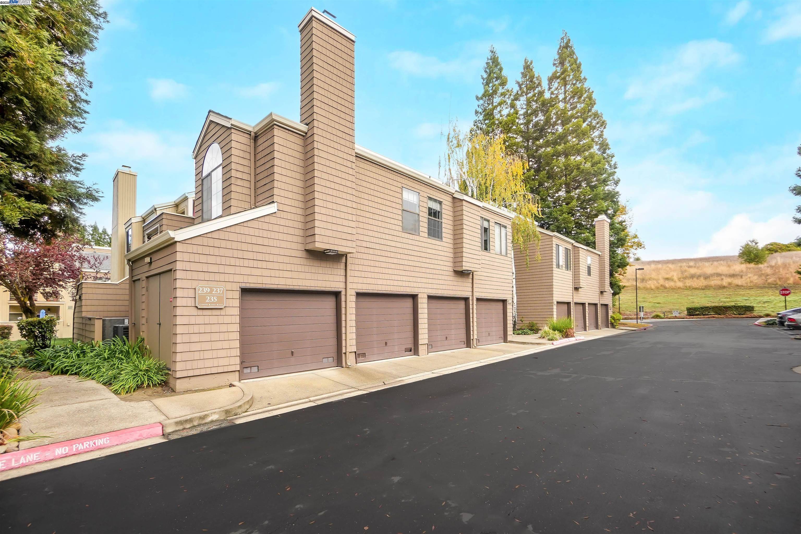 San Ramon, CA 94582,235 Copper Ridge Rd