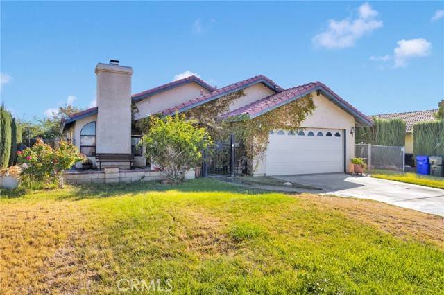 Helendale, CA 92342,27325 Strawberry