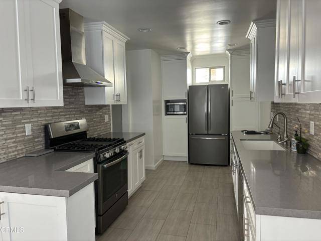 Glendale, CA 91214,3002 Manhattan AVE