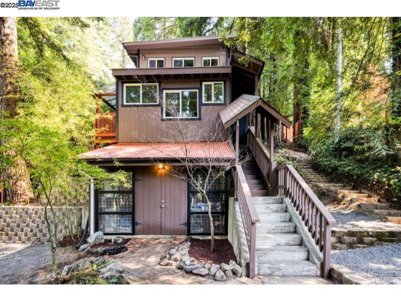 Monte Rio, CA 95462,21401 Santa Clara Ave