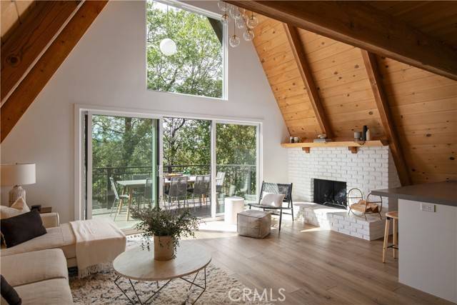 Lake Arrowhead, CA 92352,1340 Yosemite