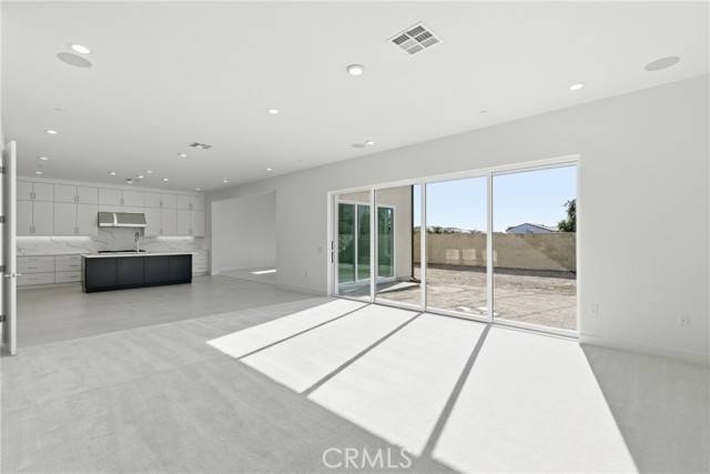 Lake Forest, CA 92630,101 Red Oak