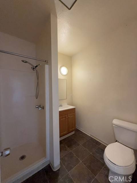 Clearlake, CA 95422,13445 Lakeshore DR 1