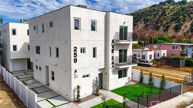 Los Angeles, CA 90042,259 S Avenue 54