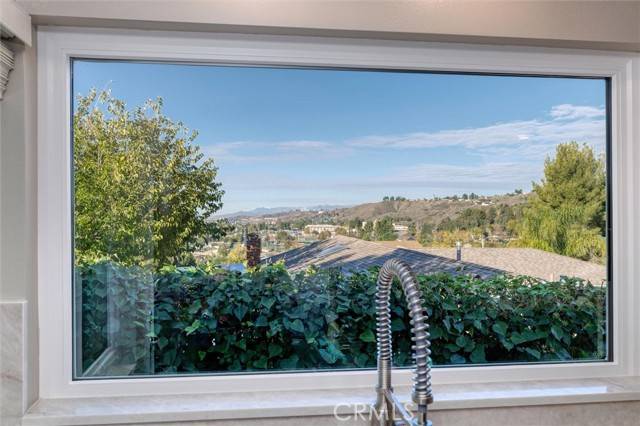 Canyon Country, CA 91351,18740 Nadal ST