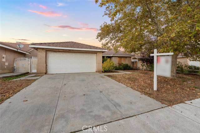 Rosamond, CA 93560,3719 Cedarwood CT