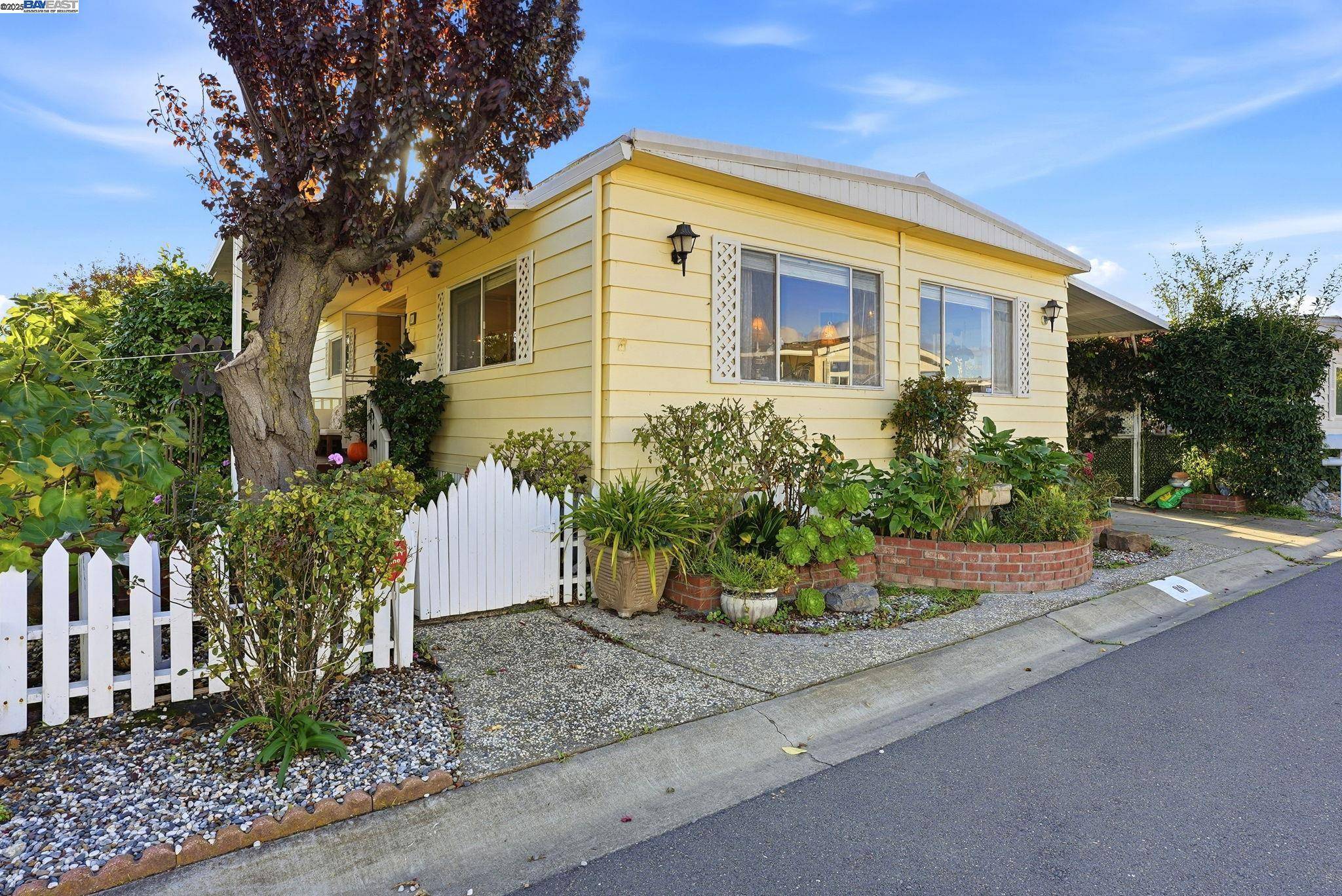 Fremont, CA 94555,4141 Deep Creek Rd 89