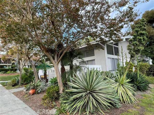 Laguna Woods, CA 92637,482 Calle Cadiz D