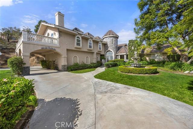 Orange, CA 92869,926 N Meads