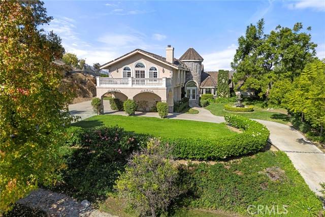 Orange, CA 92869,926 N Meads