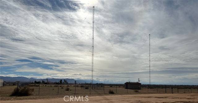 Apple Valley, CA 92307,23291 Zuni RD