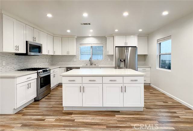 Burbank, CA 91505,341 N Florence ST