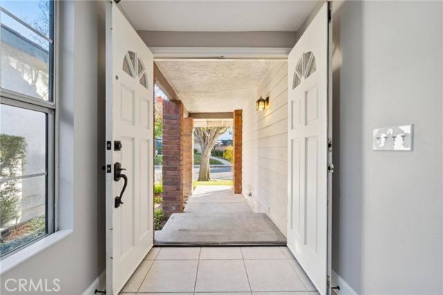 Canyon Country, CA 91351,19725 Collins RD