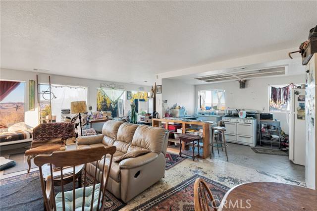 Apple Valley, CA 92308,25735 Santa Rosa