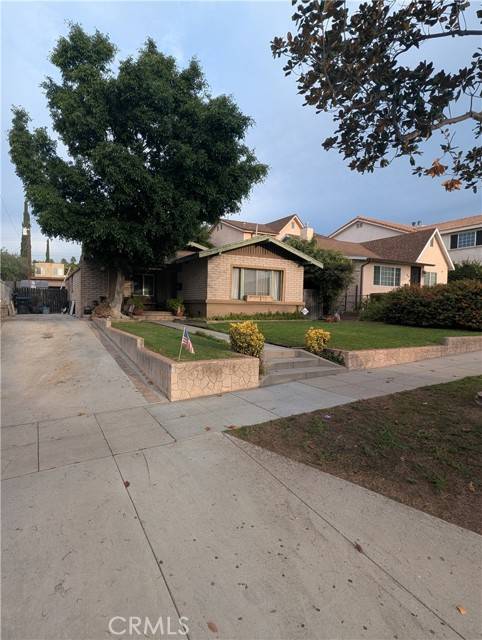 Burbank, CA 91501,815 E Magnolia