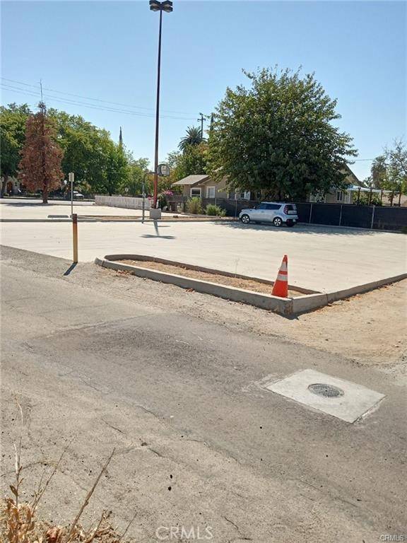 Bakersfield, CA 93305,1810 Baker ST