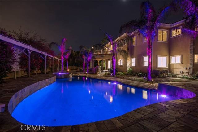 Chatsworth, CA 91311,10062 Valley Circle BLD