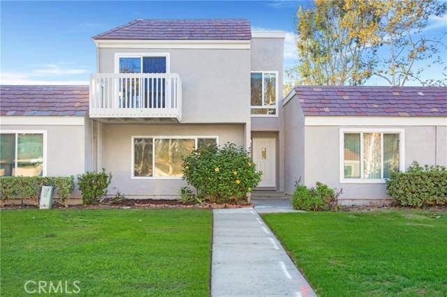 Lake Forest, CA 92630,21975 Lakeland