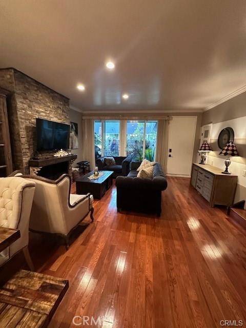 Encino, CA 91316,5144 Zelzah 3