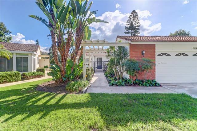 Laguna Woods, CA 92637,3285 San Amadeo A