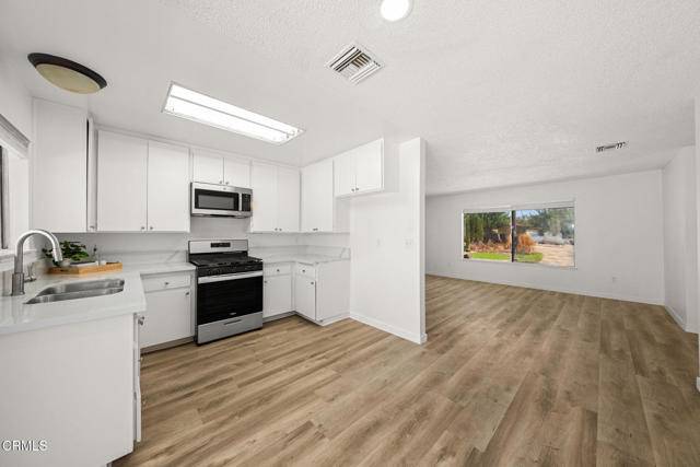 Moreno Valley, CA 92557,11841 Davis ST