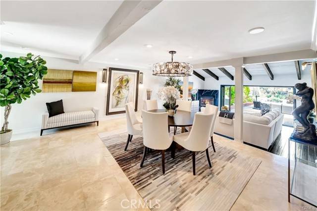 Calabasas, CA 91302,4420 Park Jazmin