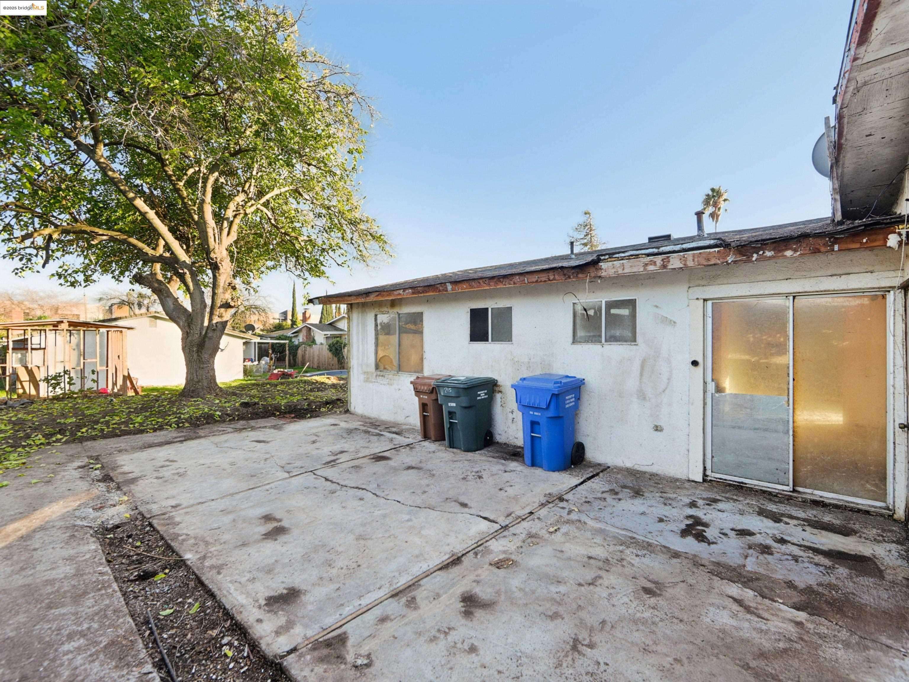 Bay Point, CA 94565,215 San Bernardino Ct