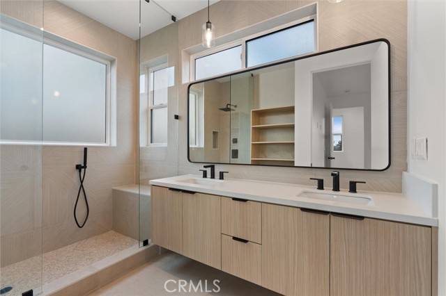 North Hollywood, CA 91606,11410 W Calvert ST