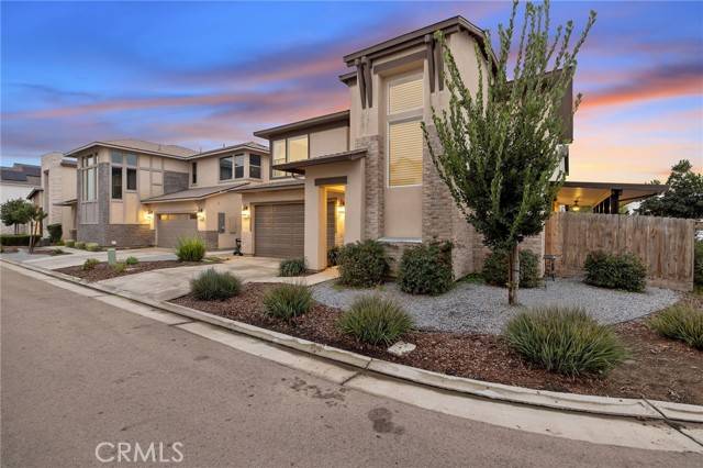 Visalia, CA 93277,3433 W Milan