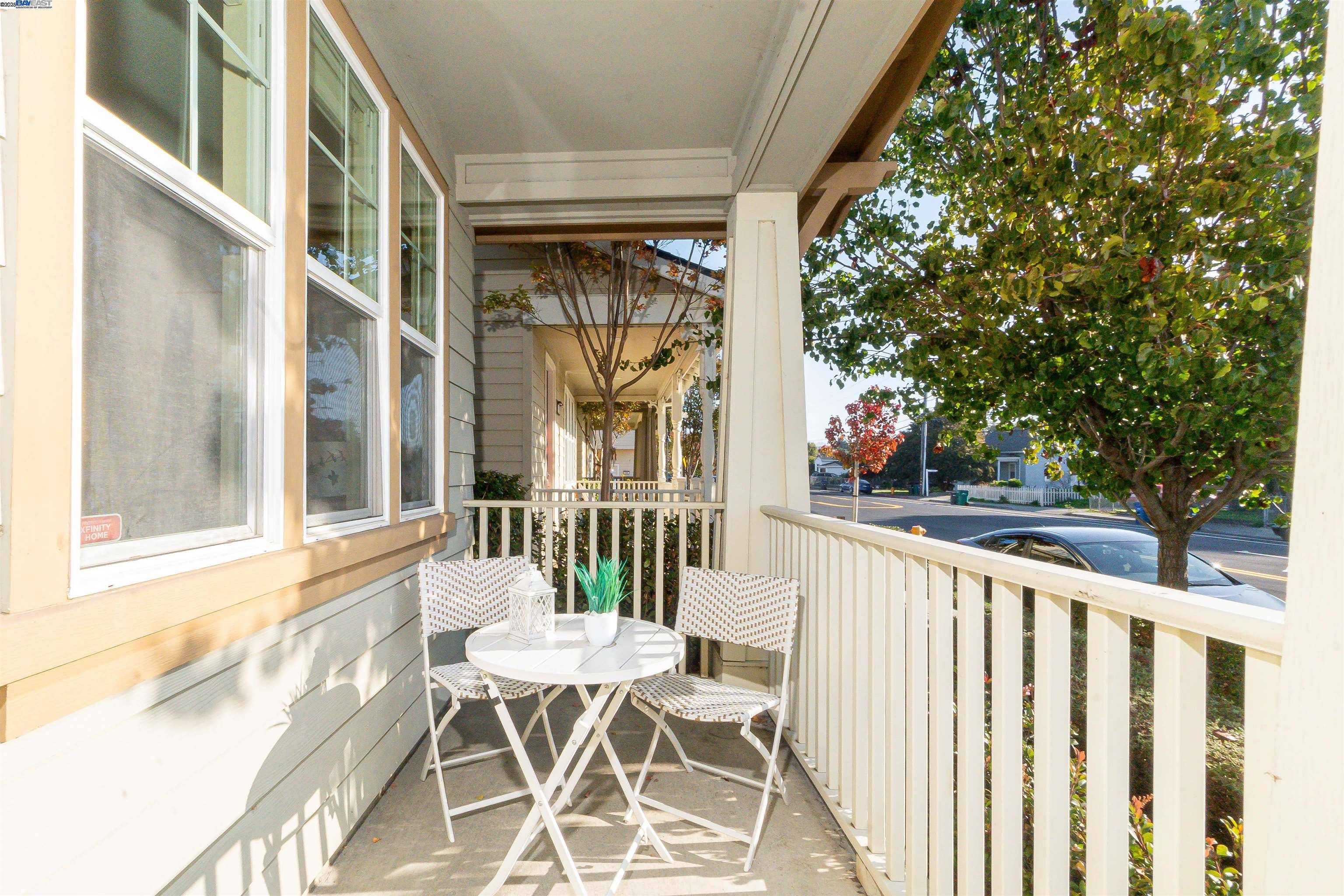 Hayward, CA 94541,328 C St