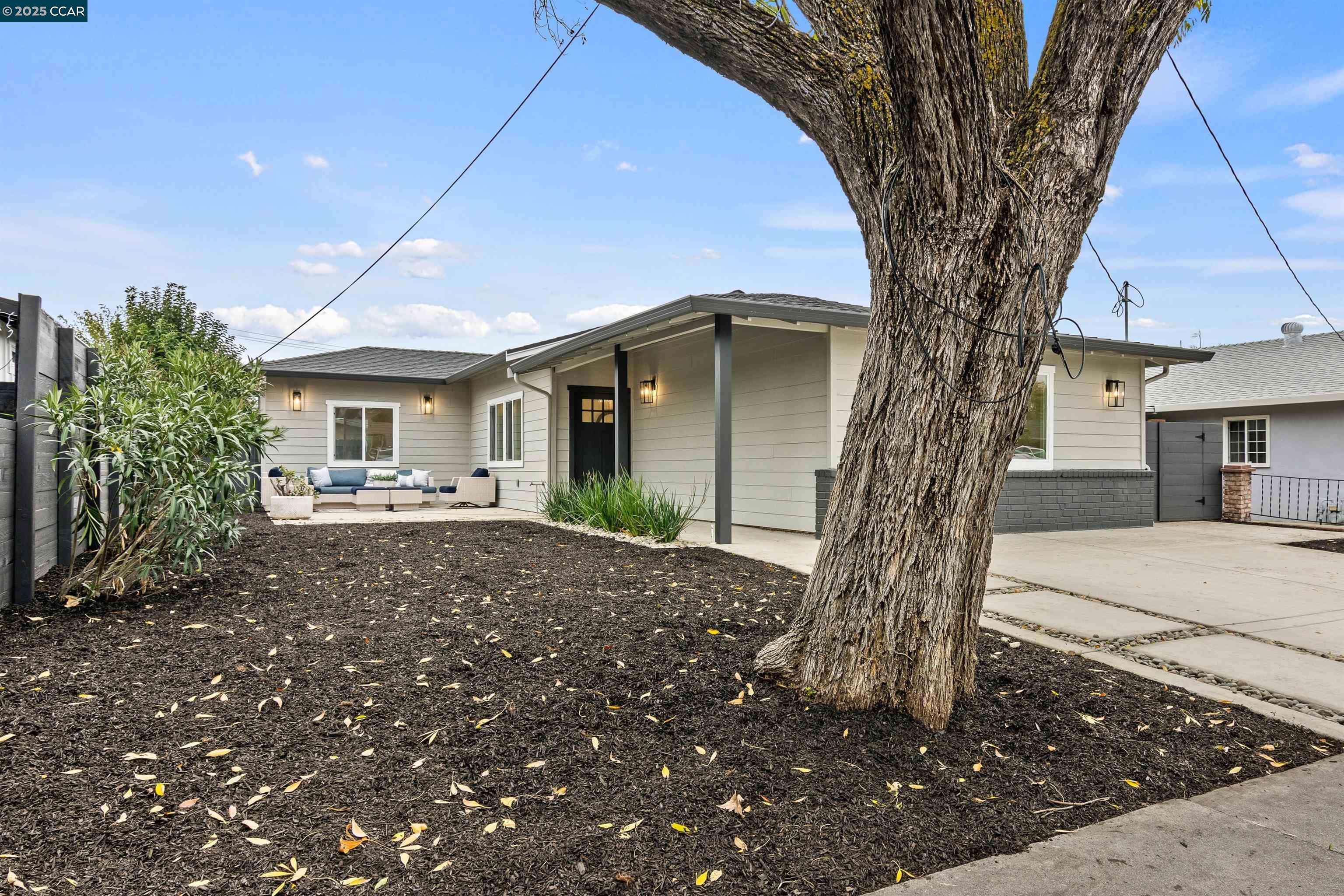 Pittsburg, CA 94565,330 Warren WAY