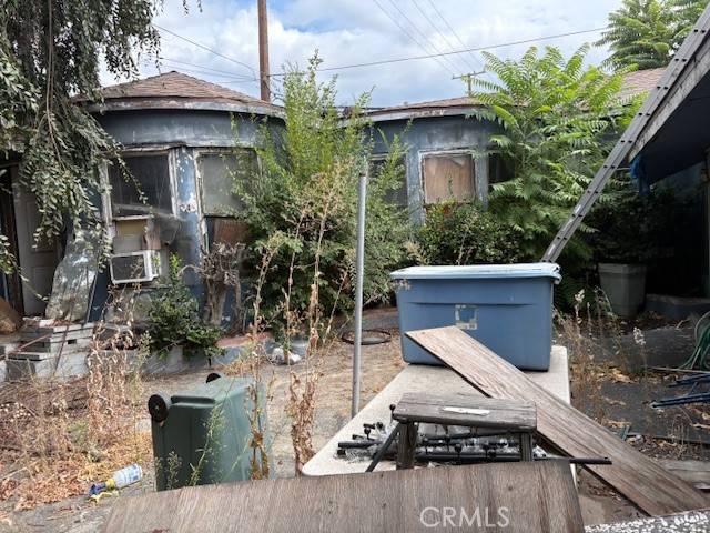 Burbank, CA 91506,452 N Lomita