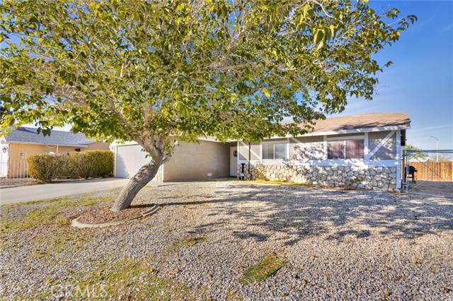 Adelanto, CA 92301,10450 Cimmeron TRL