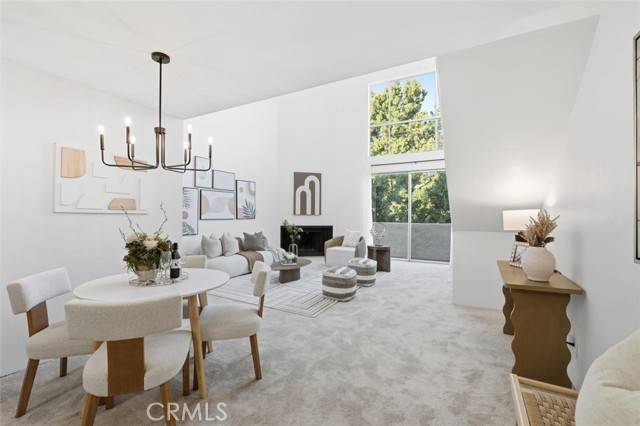 Los Angeles, CA 90049,11645 Montana AVE 321